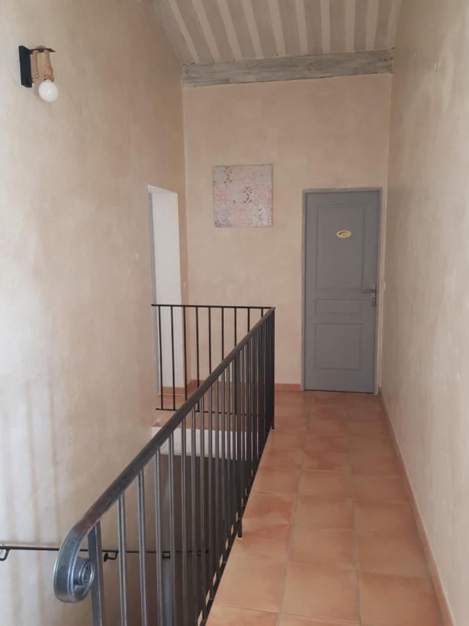 Mas Clement - Chambre Et Table D'Hotes LʼIsle-sur-la-Sorgue Εξωτερικό φωτογραφία